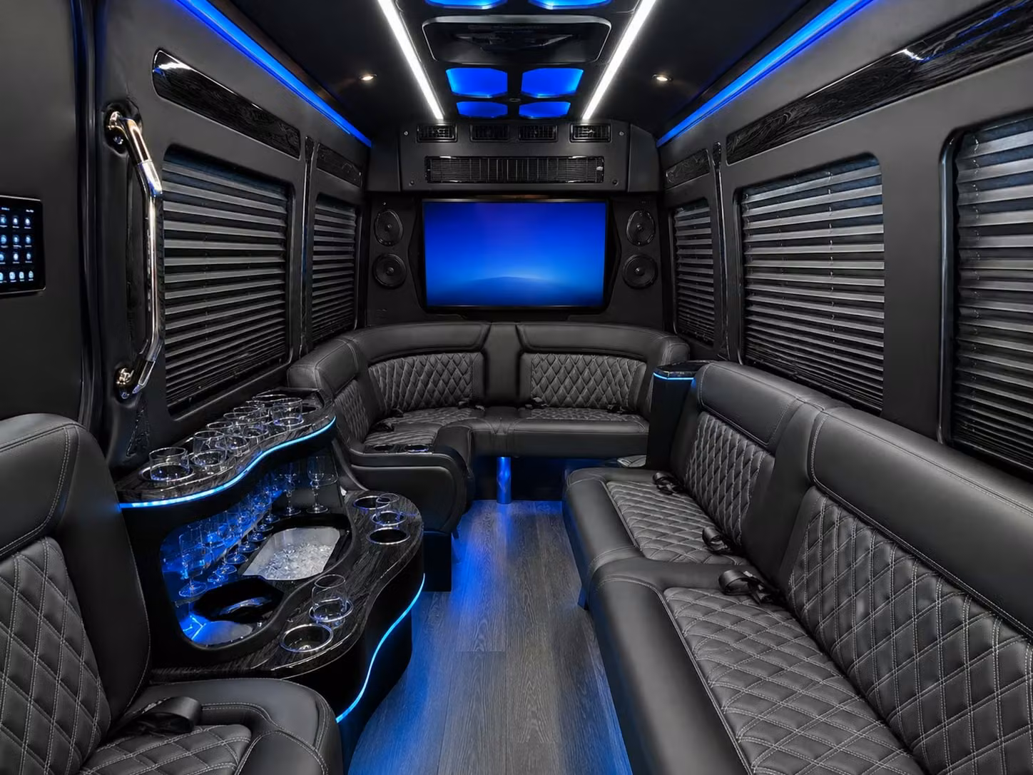 give your long beach school field trip or sports team the right ride