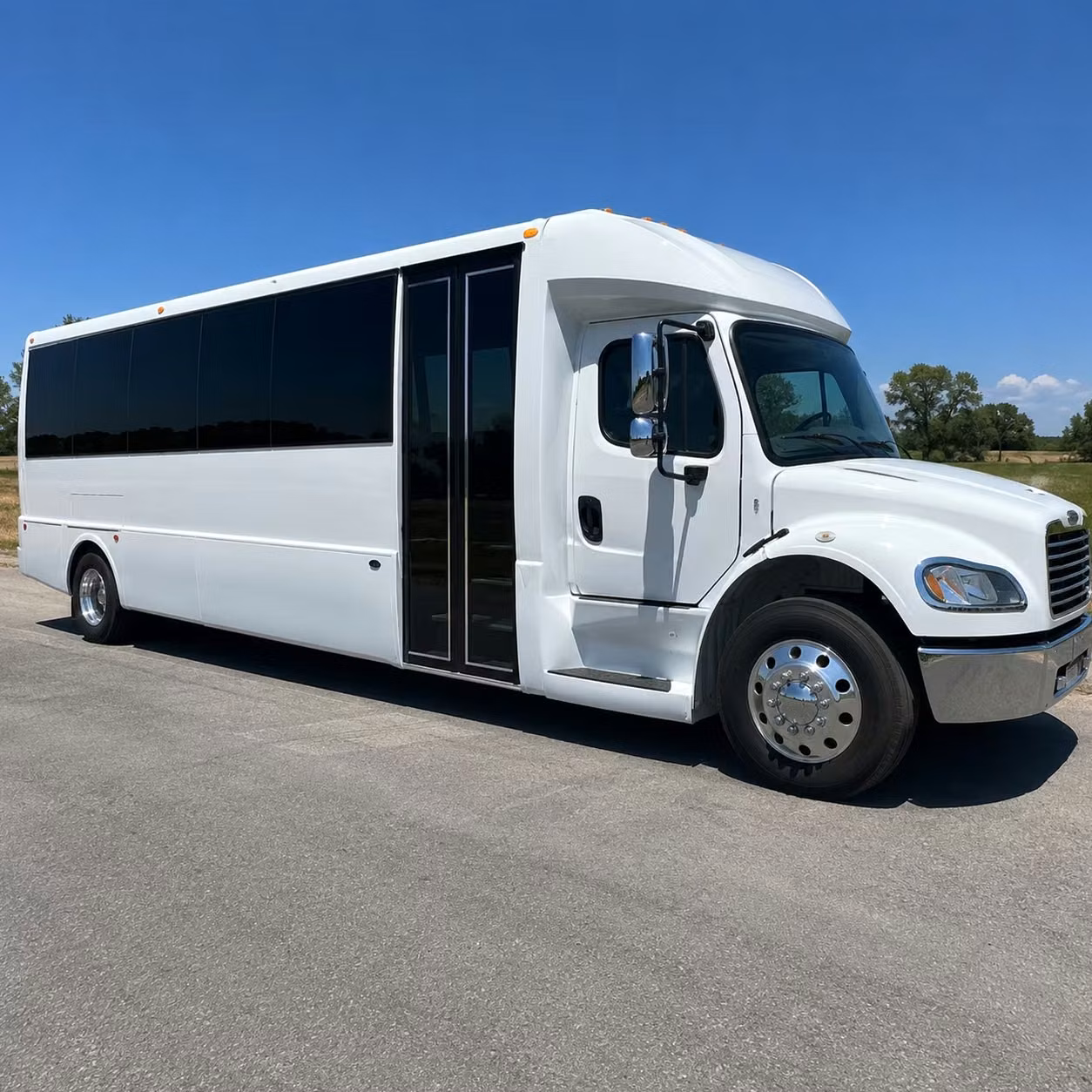 minibus rentals for festival crowds and multi venue concert nights in long beach